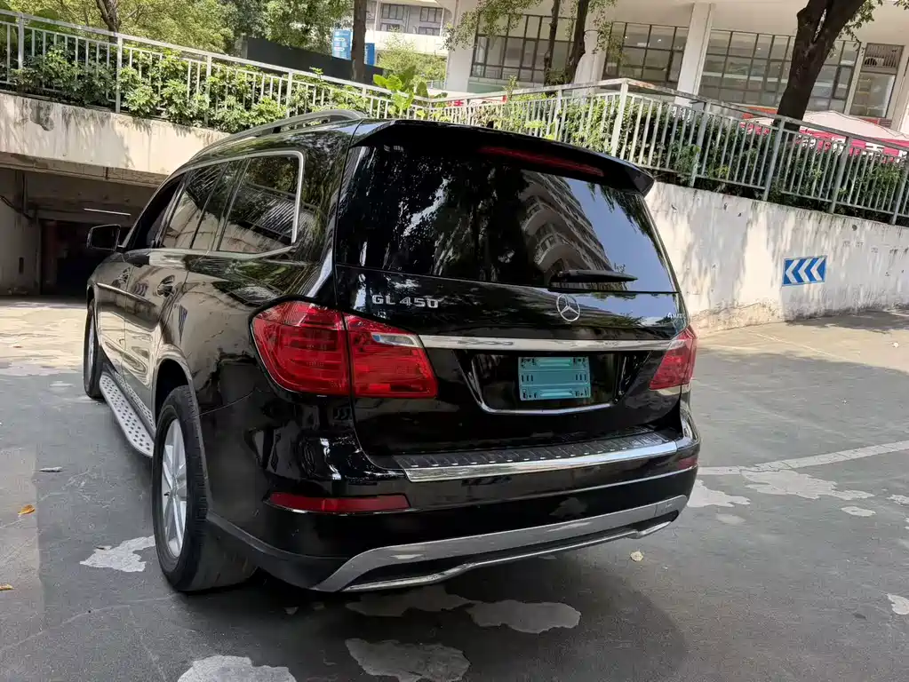 Mercedes-Benz GL-Class — миниатюра 18