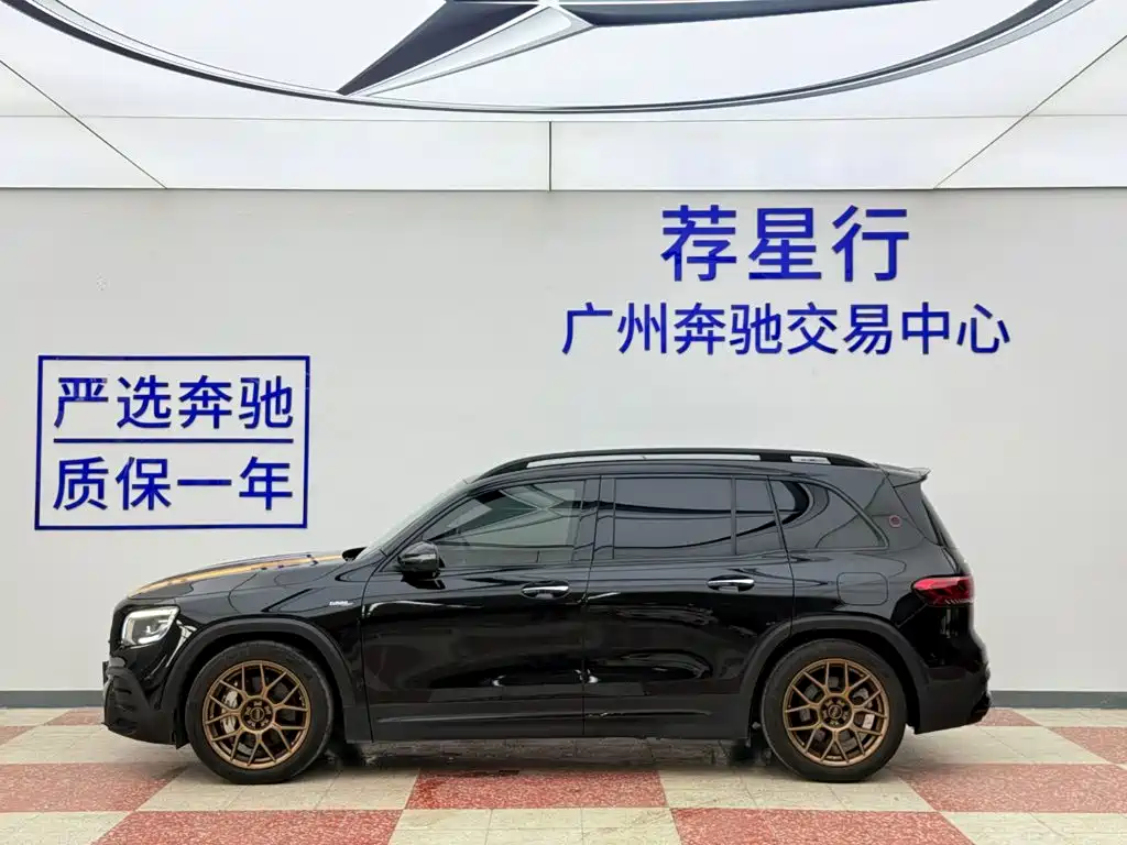 Mercedes-Benz GLB AMG — миниатюра 5
