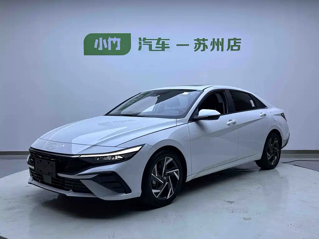 Hyundai Elantra 2023