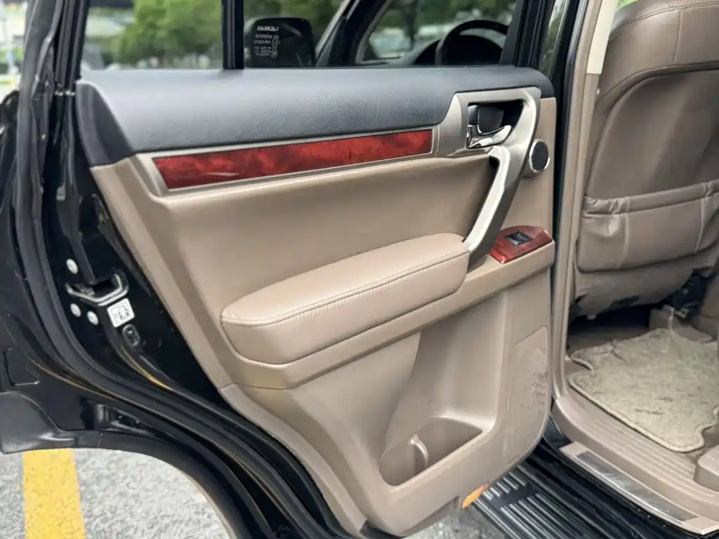 Lexus GX — миниатюра 15