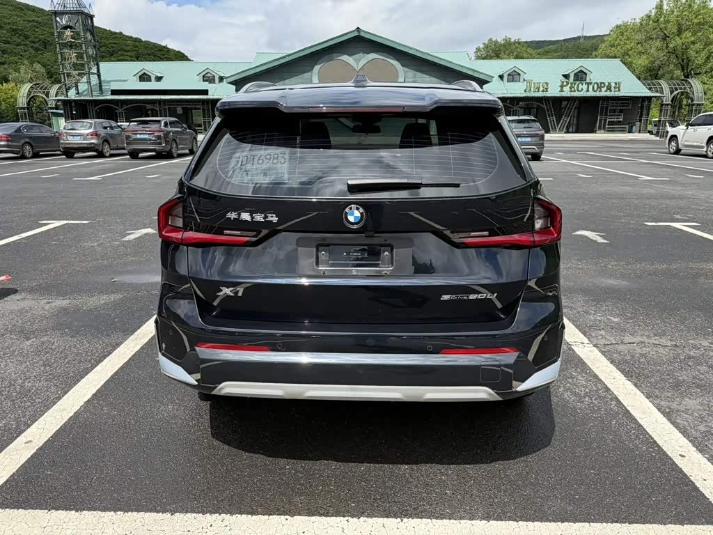 BMW X1 1.5 л 2023 г. Чёрный, пробег 36000 км