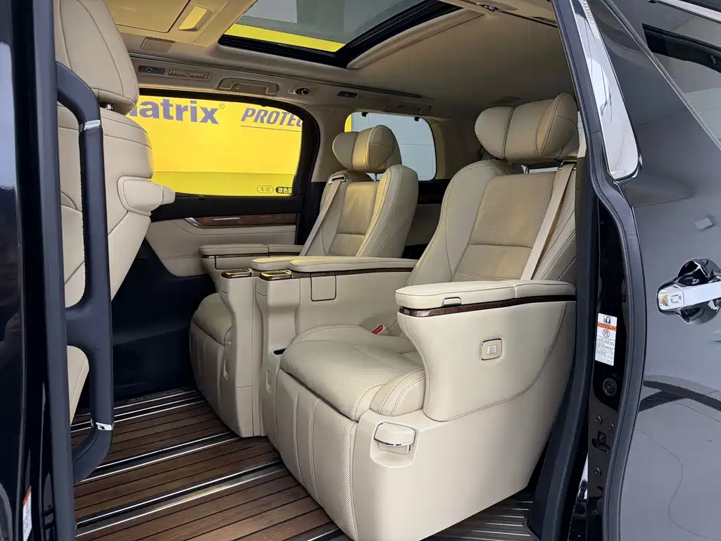 Toyota Alphard 2015 3.5L Luxury