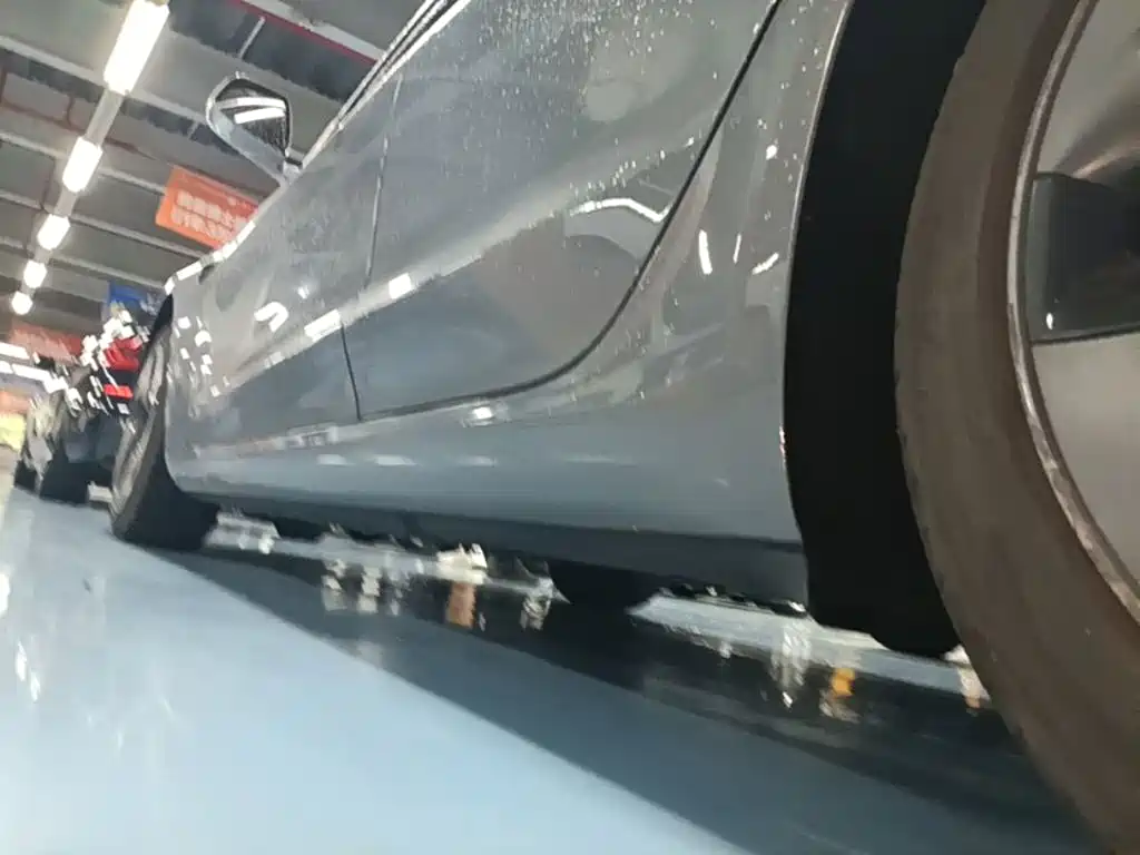 Tesla Model 3 — миниатюра 22