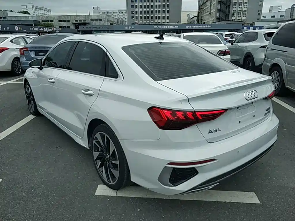 Audi A3 — миниатюра 5