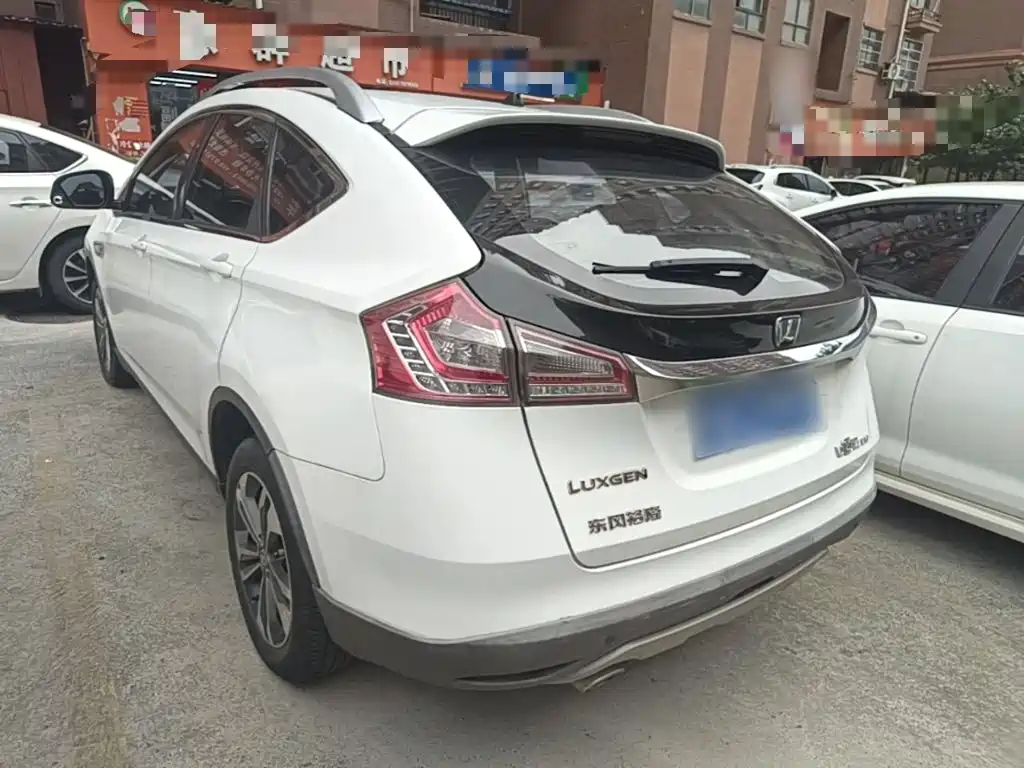 Luxgen U6 — миниатюра 5