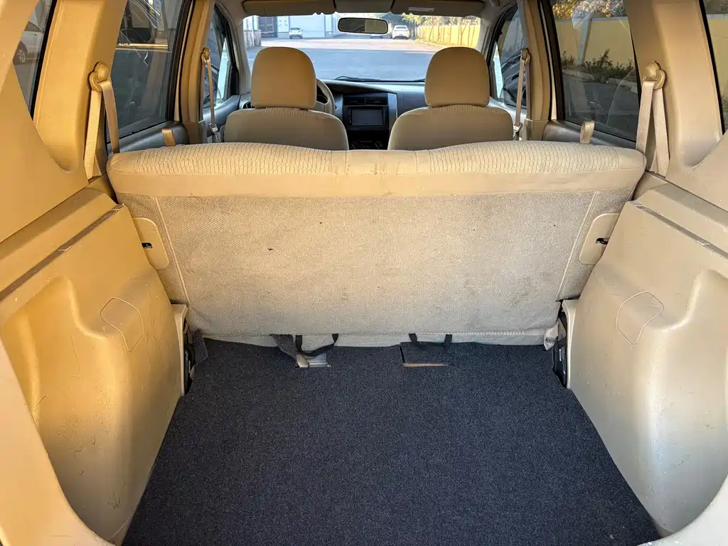 Nissan Livina — миниатюра 10