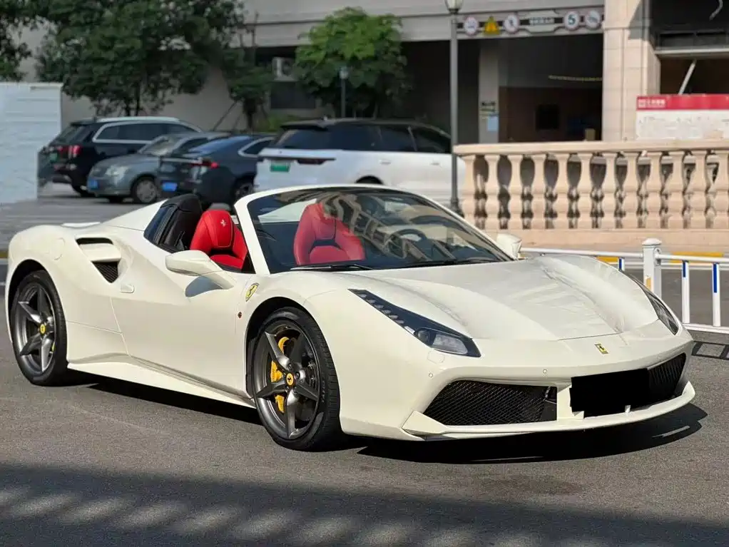 Ferrari 488 — миниатюра 3