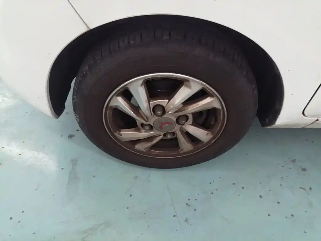 Wuling MINIEV — миниатюра 23