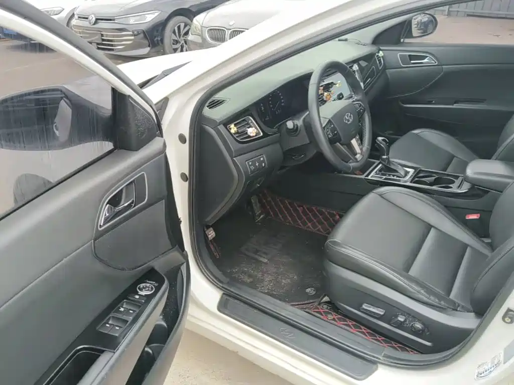 Hyundai Mistra — миниатюра 16