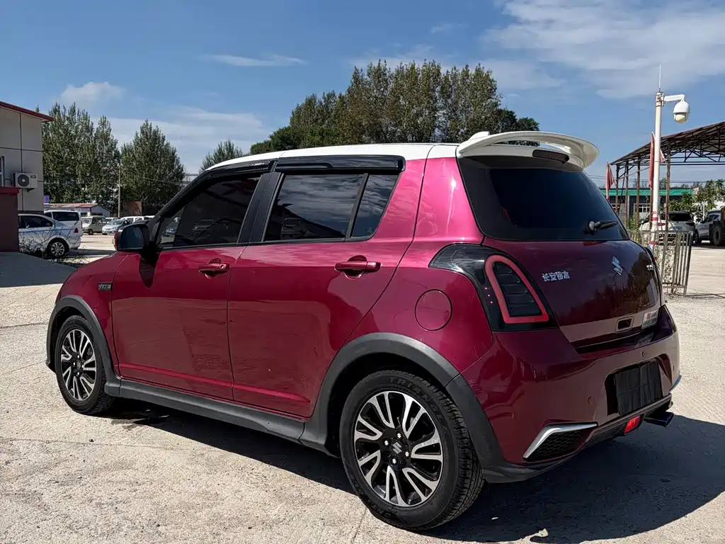 Suzuki Swift — миниатюра 9