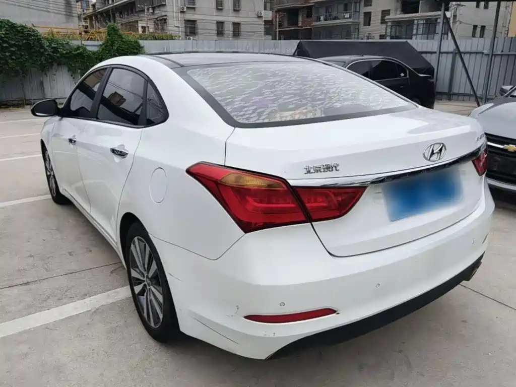 Hyundai Mistra — миниатюра 5