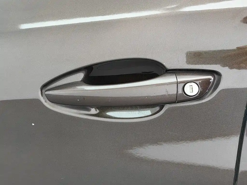 Peugeot 408 — миниатюра 18