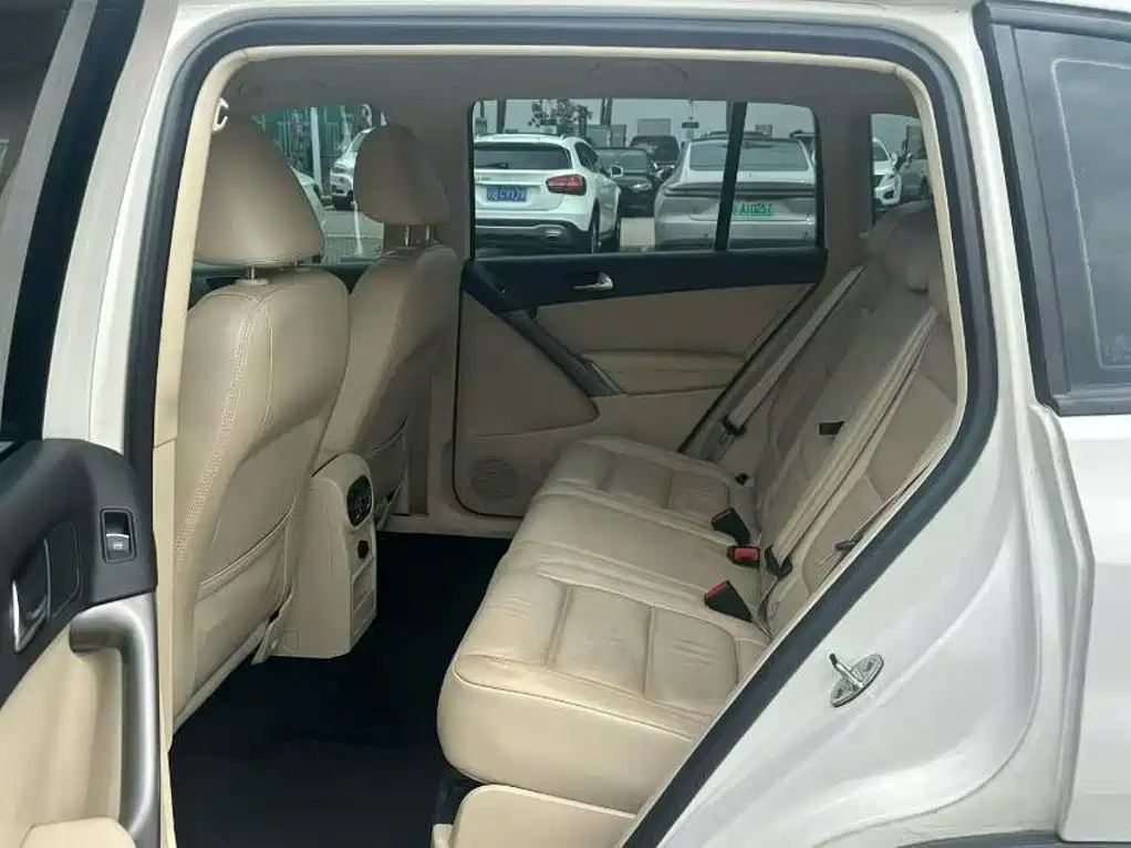 Volkswagen Tiguan — миниатюра 5