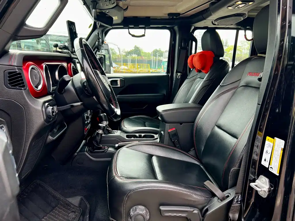Jeep Wrangler — миниатюра 6