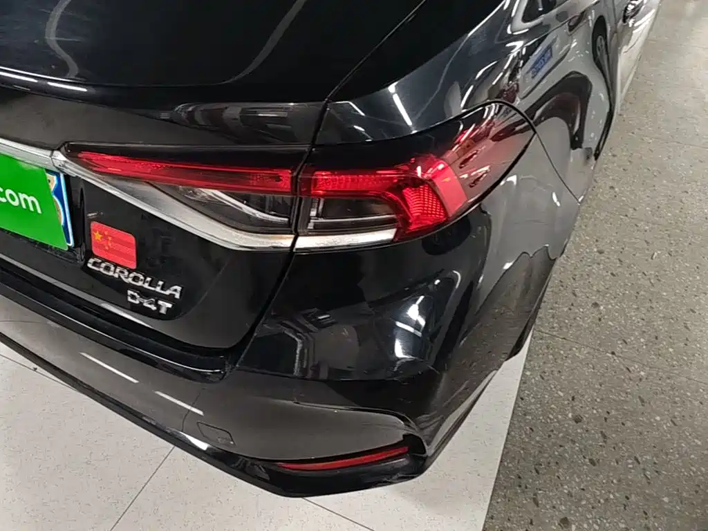 Toyota Corolla — миниатюра 8