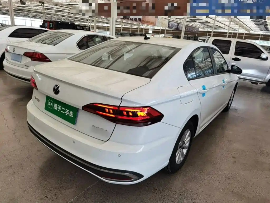 Volkswagen Bora 2023 200TSI DSG