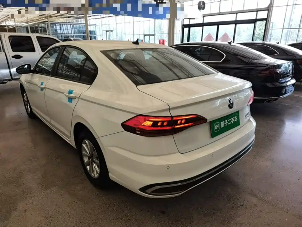 Volkswagen Bora 2023 200TSI DSG