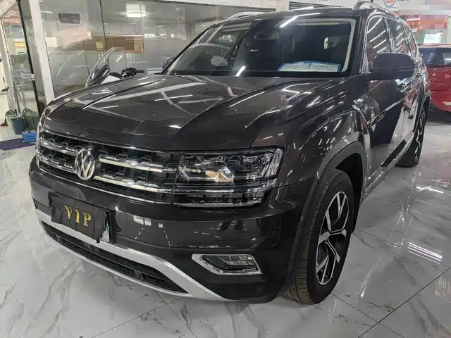 VOLKSWAGEN TOURANG 2020