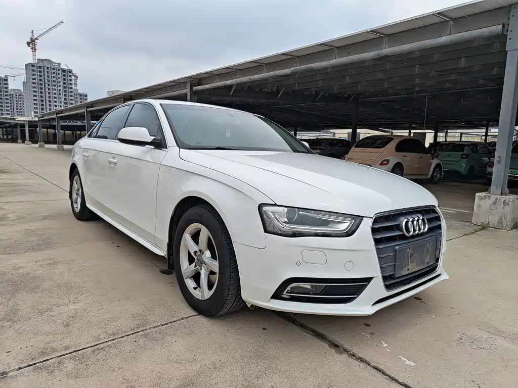 Audi A4L 2013