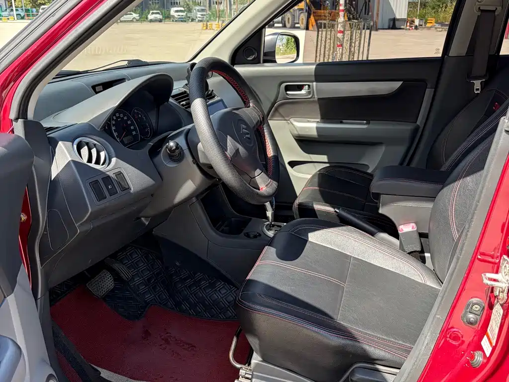 Suzuki Swift — миниатюра 5