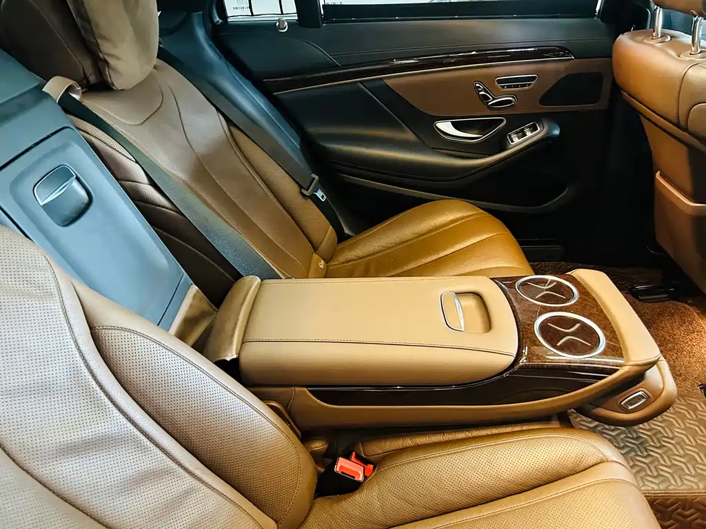 Mercedes-Benz S-Class — миниатюра 18