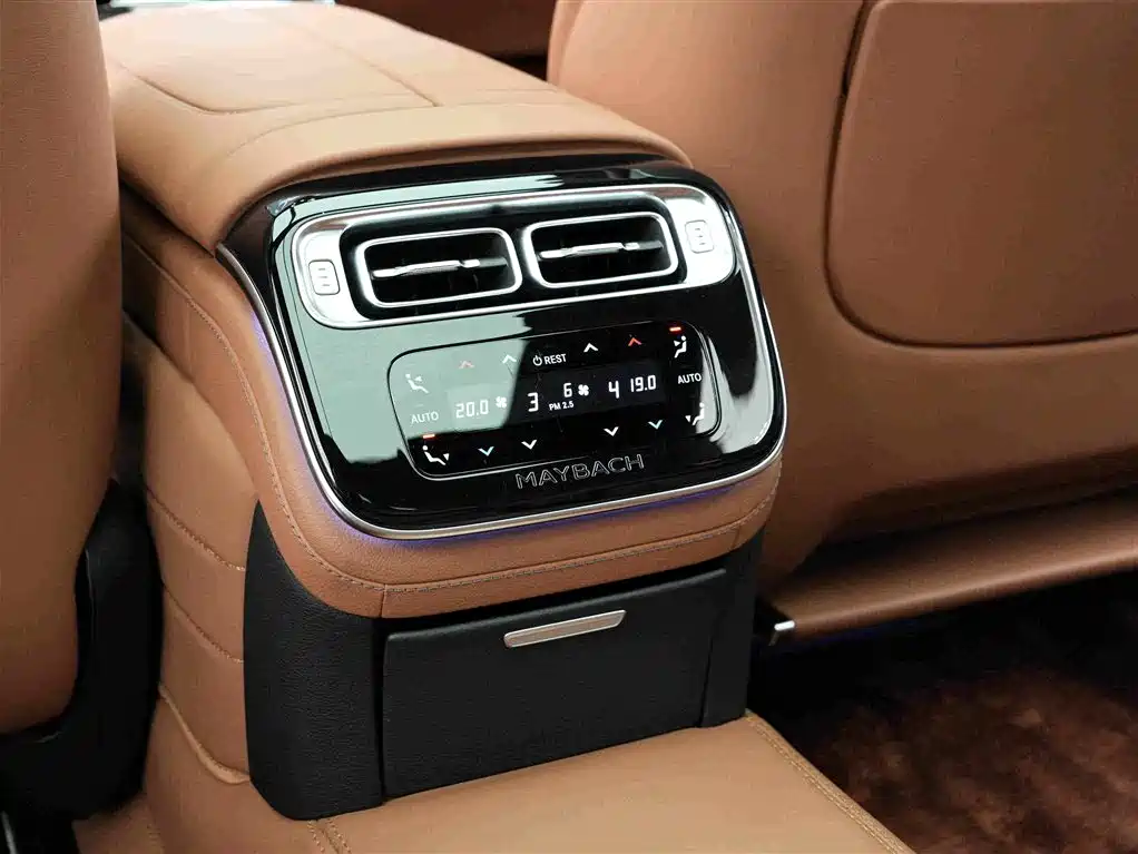 Mercedes-Benz S-Class — миниатюра 18