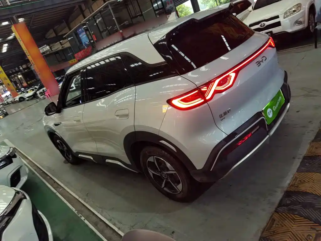 BYD Yuan UP — миниатюра 5
