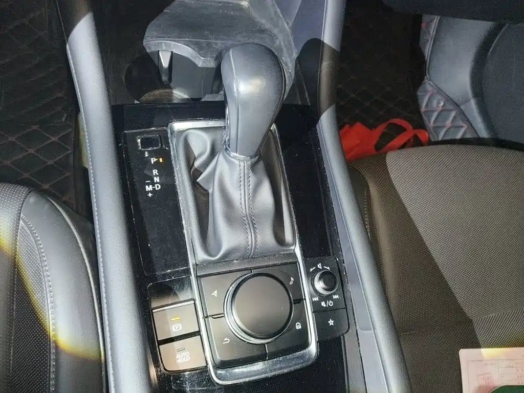 Mazda 3 Axela — миниатюра 10