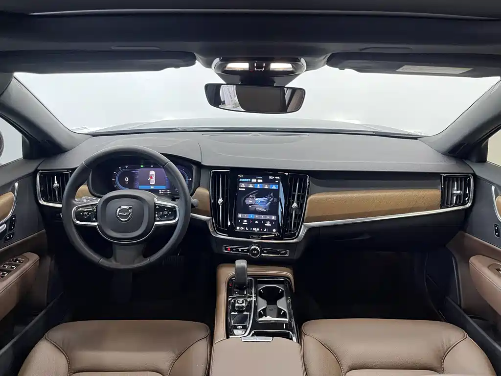 Volvo S90 PHEV — миниатюра 13