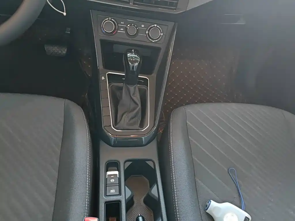 Volkswagen Lavida — миниатюра 14