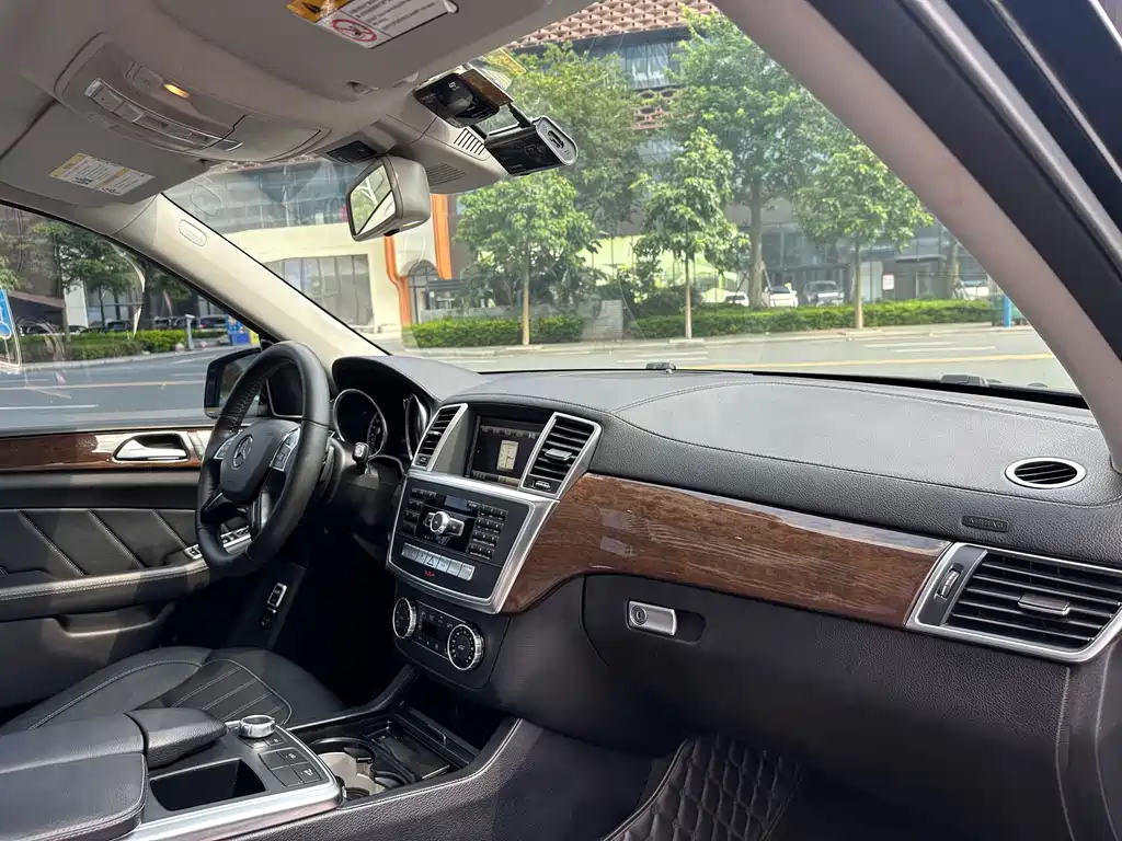 Mercedes-Benz GLS 2016 GLS 400 4MATIC