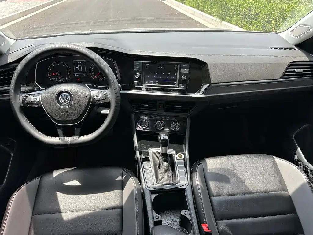 Volkswagen Sagitar 2019 200TSI DSG Comfort VI