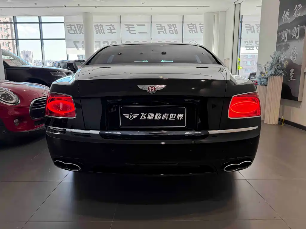 Bentley Flying Spur — миниатюра 27
