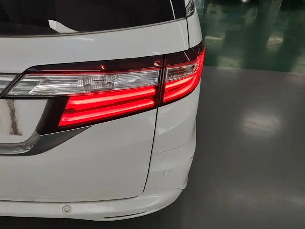 Honda Odyssey — миниатюра 8