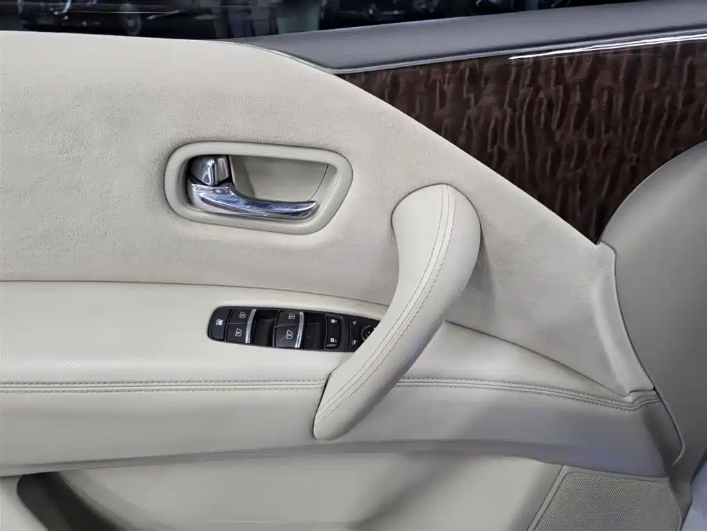 Nissan Patrol 2018 4.0L