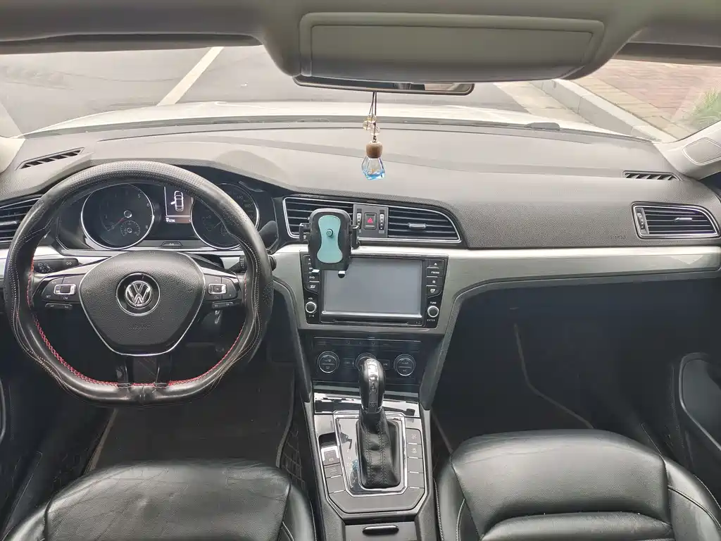 Volkswagen Lamando 2017 280TSI DSG Comfort