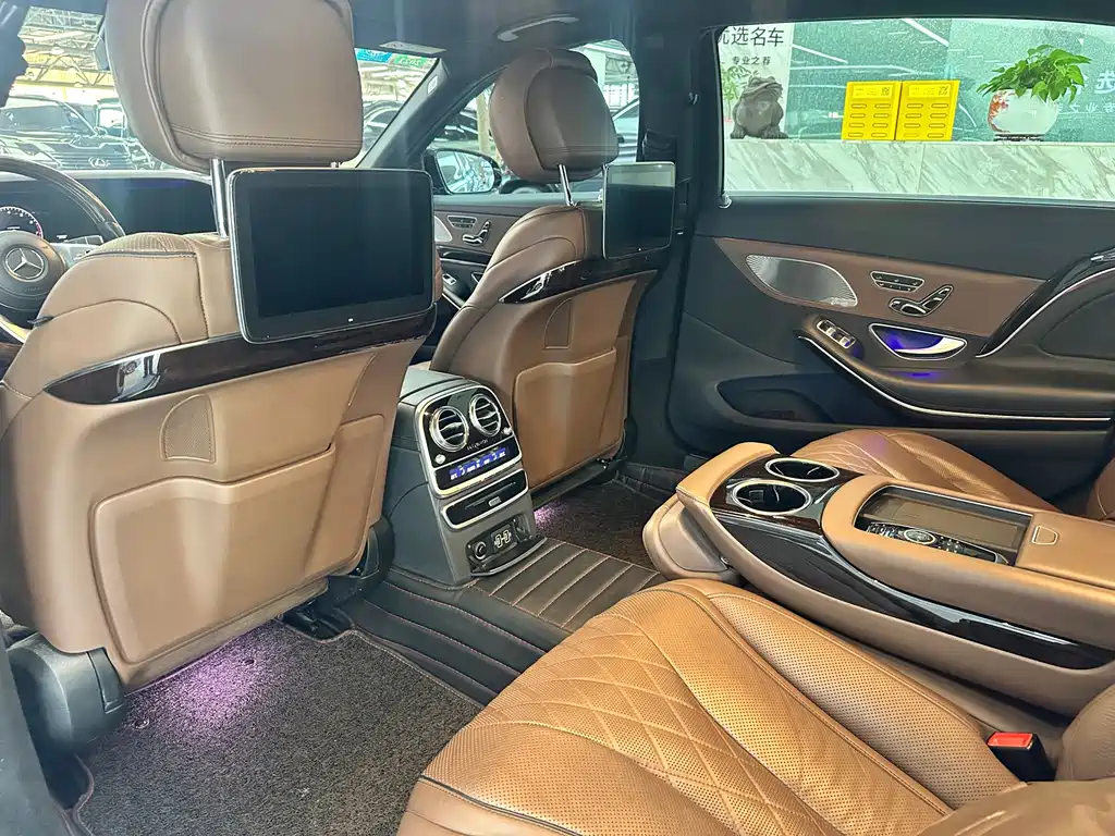 Mercedes-Benz S-Class — миниатюра 7