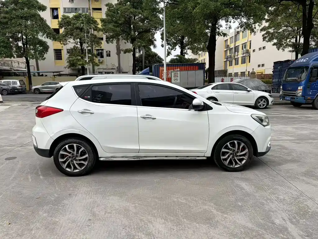 JAC Refine S2 — миниатюра 4