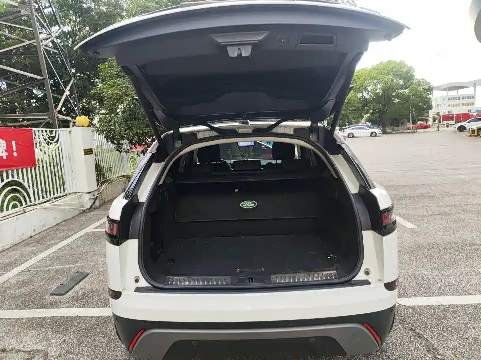 Land Rover Range Rover Velar 2022 250PS