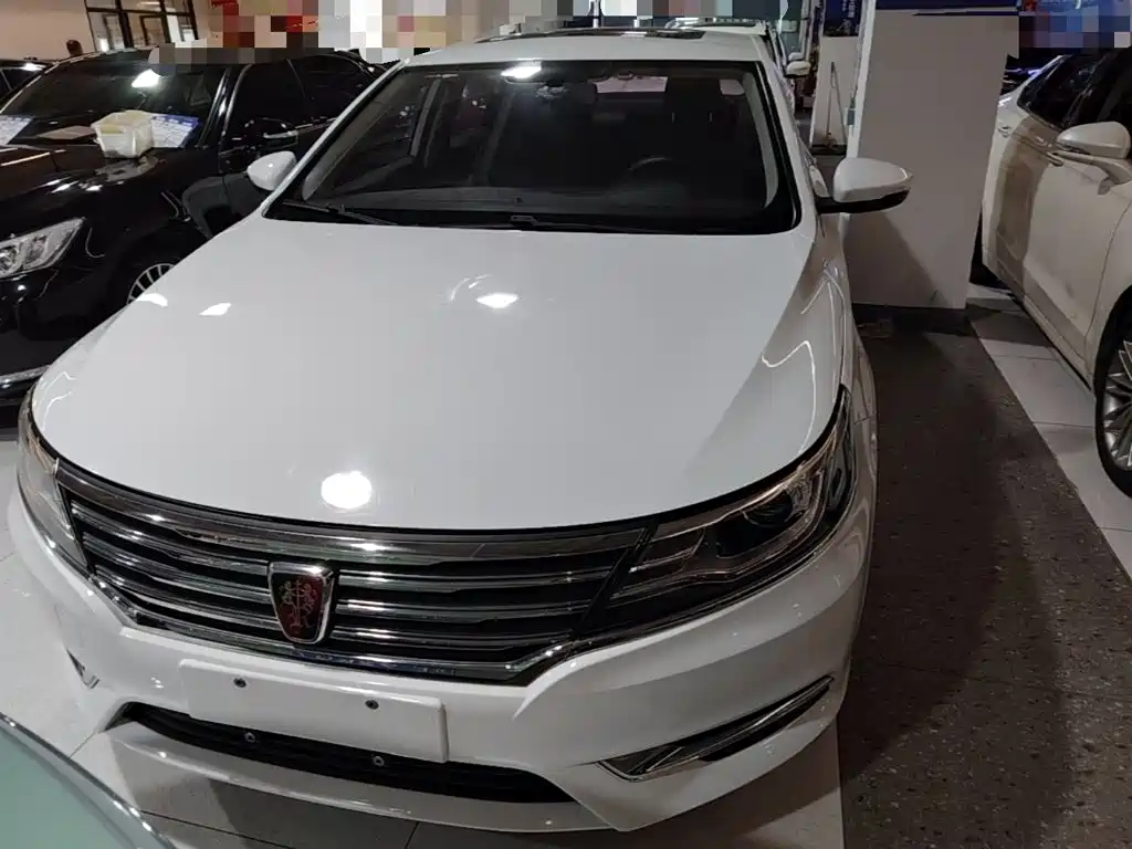 Roewe i6 Classic — миниатюра 3
