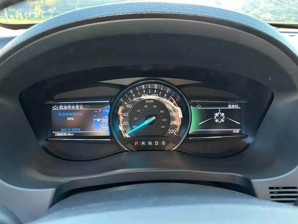Ford Explorer (Import) — миниатюра 12