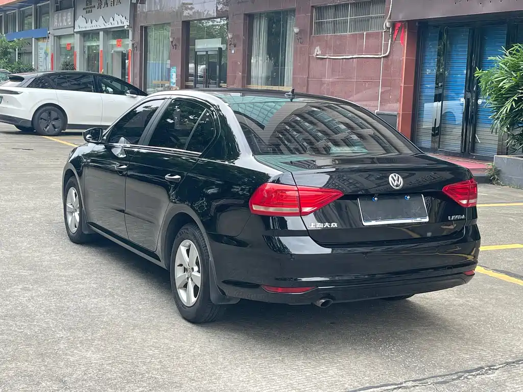Volkswagen Lavida — миниатюра 13