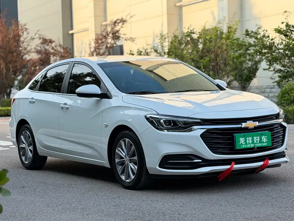 Chevrolet Monza 2022 320 AT Enjoy