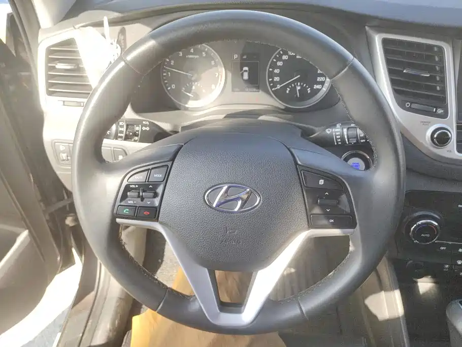 Hyundai Tucson — миниатюра 15