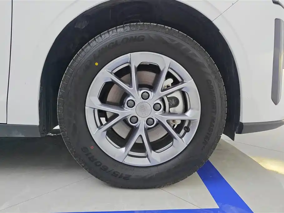 Geely Galaxy Galaxy L6 L6 2025 EM-i 60km