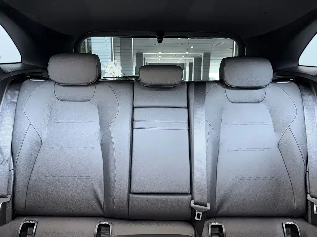 Mercedes-Benz GLA — миниатюра 7