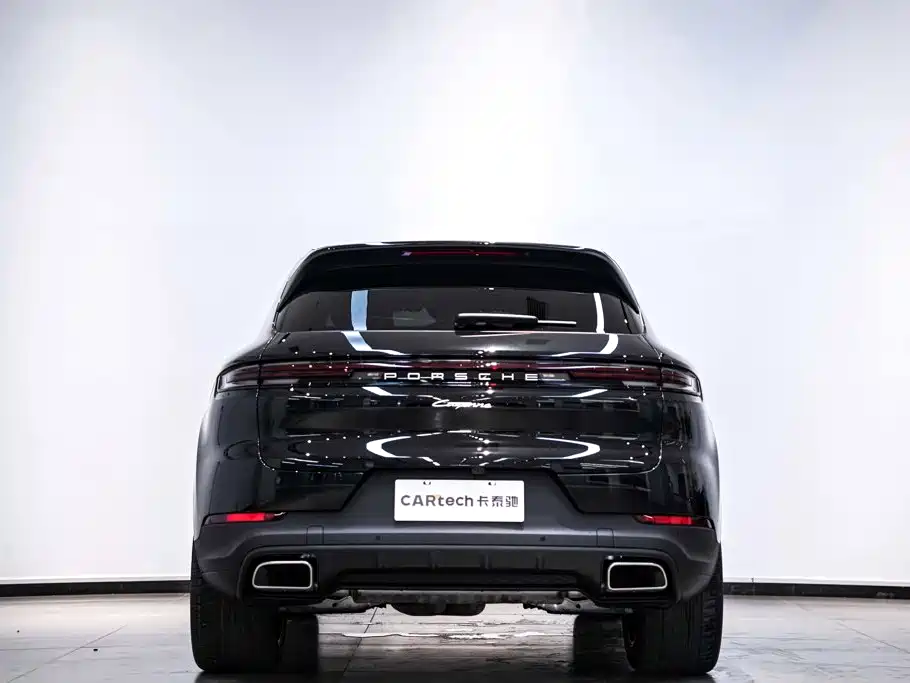 Porsche Cayenne — миниатюра 7