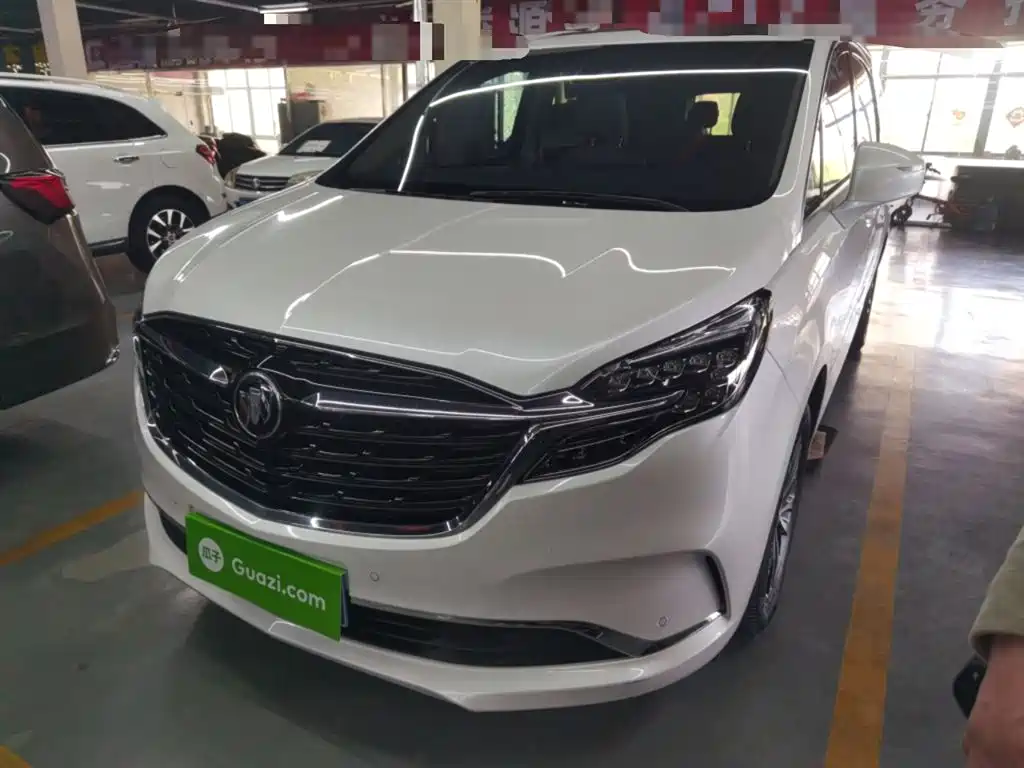 Buick GL8 2022