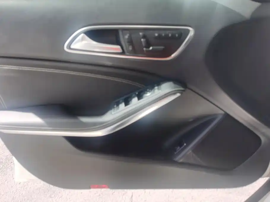 Mercedes-Benz GLA — миниатюра 7