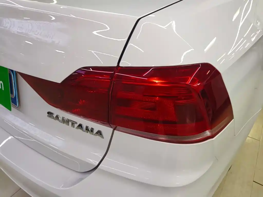 Volkswagen Santana — миниатюра 8